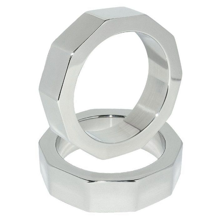 METAL HARD - ANILLO PENE Y TESTÍCULOS NUT 50 MM