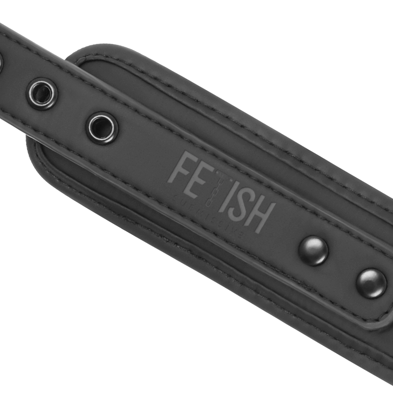 FETISH SUBMISSIVE - COLLAR Y ESPOSAS CUERO VEGANO CON FORRO DE NEOPRENO